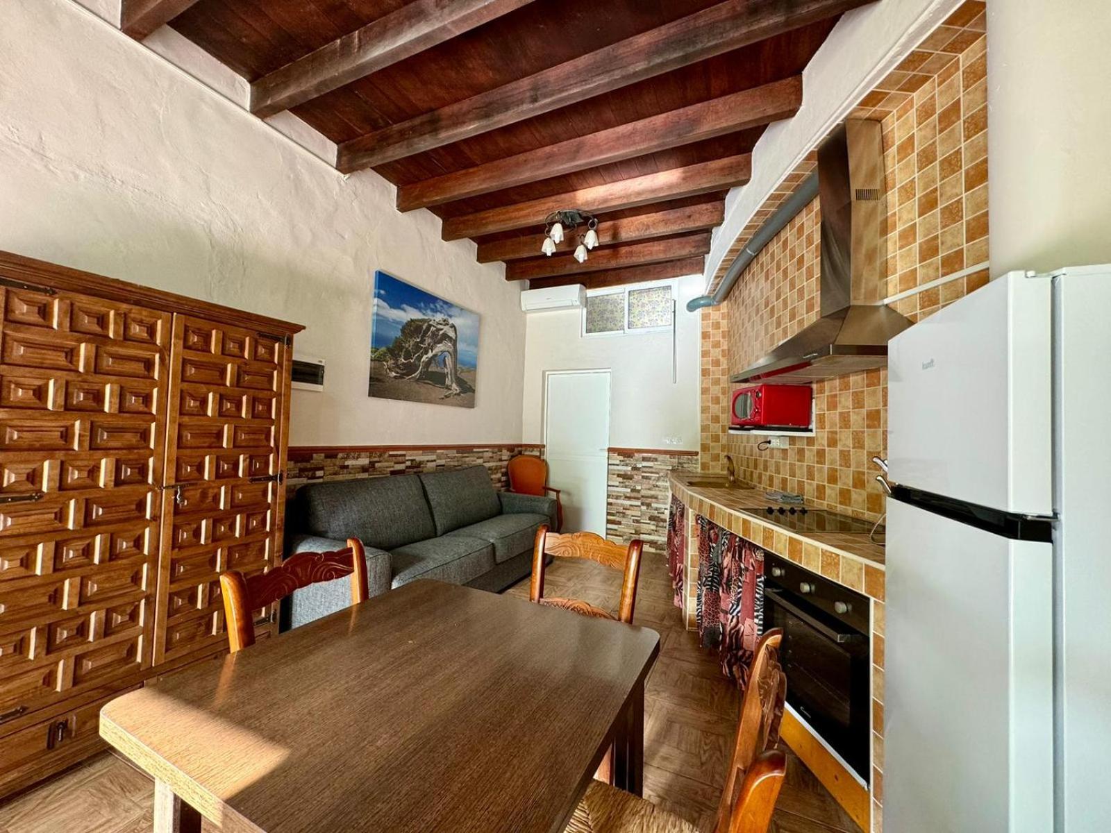 Tomás Y Puri Apartamento *